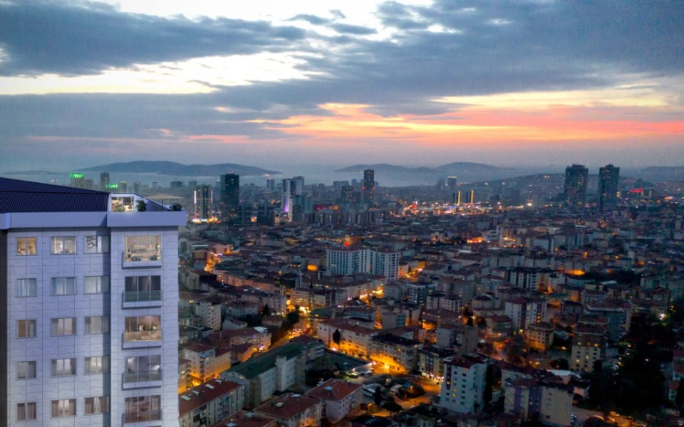 Appartement à Kartal, près du métro à un prix compétitif