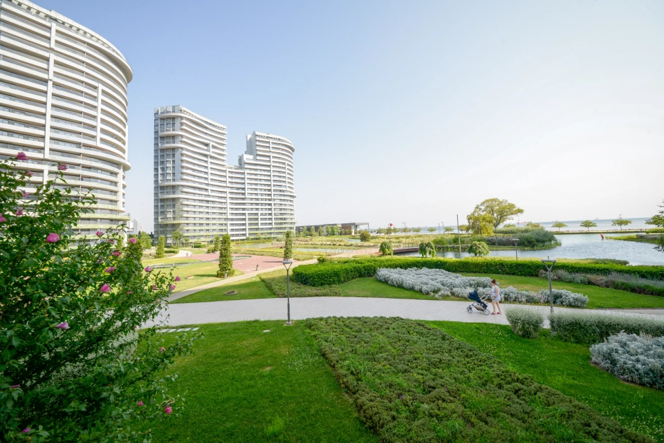 Luxury apartment with direct view of the Marmara Sea in Bakirkoy