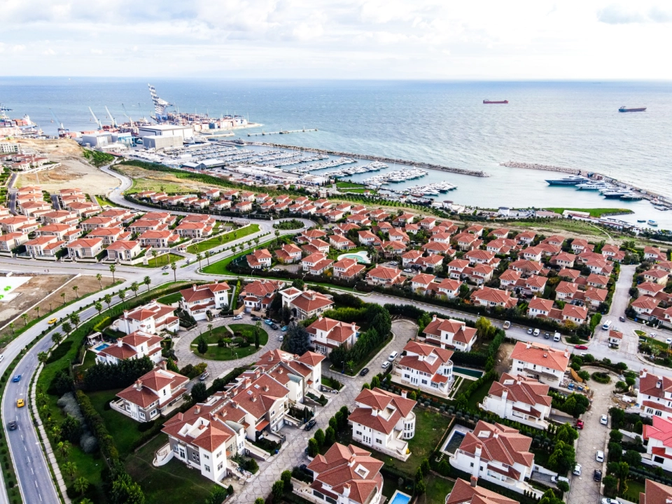 Luxury villas in Beylikduzu Marina, Istanbul