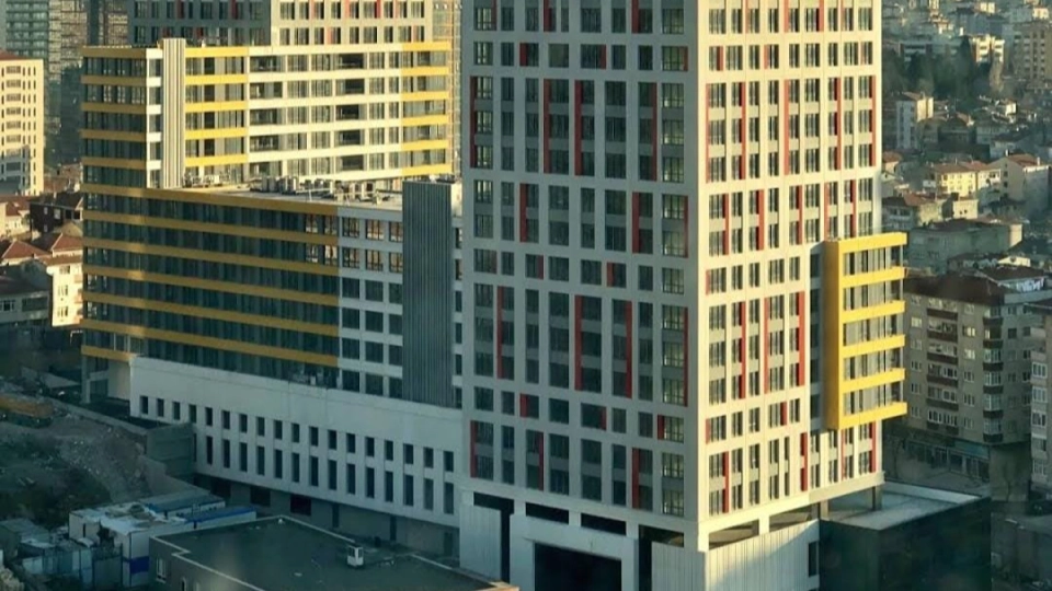 Flats with views of the Marmara Sea, the city and the camlica