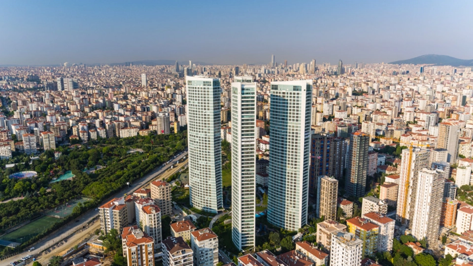 اقامتگاه مجلل با مناظر خیره کننده دریا و جزیره در قلب خیابان بغداد - تصویر 4