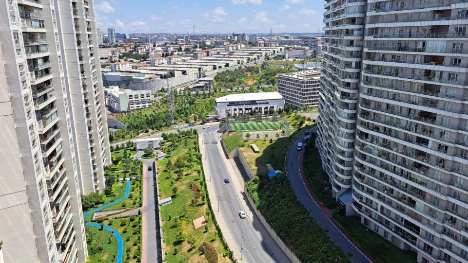3-Bed 180m² Flat in başakşehir — From $325,000 | Domirel — photo 2